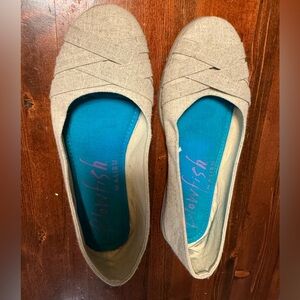 Blowfish Women's Canvas Slip On Beige Loafers